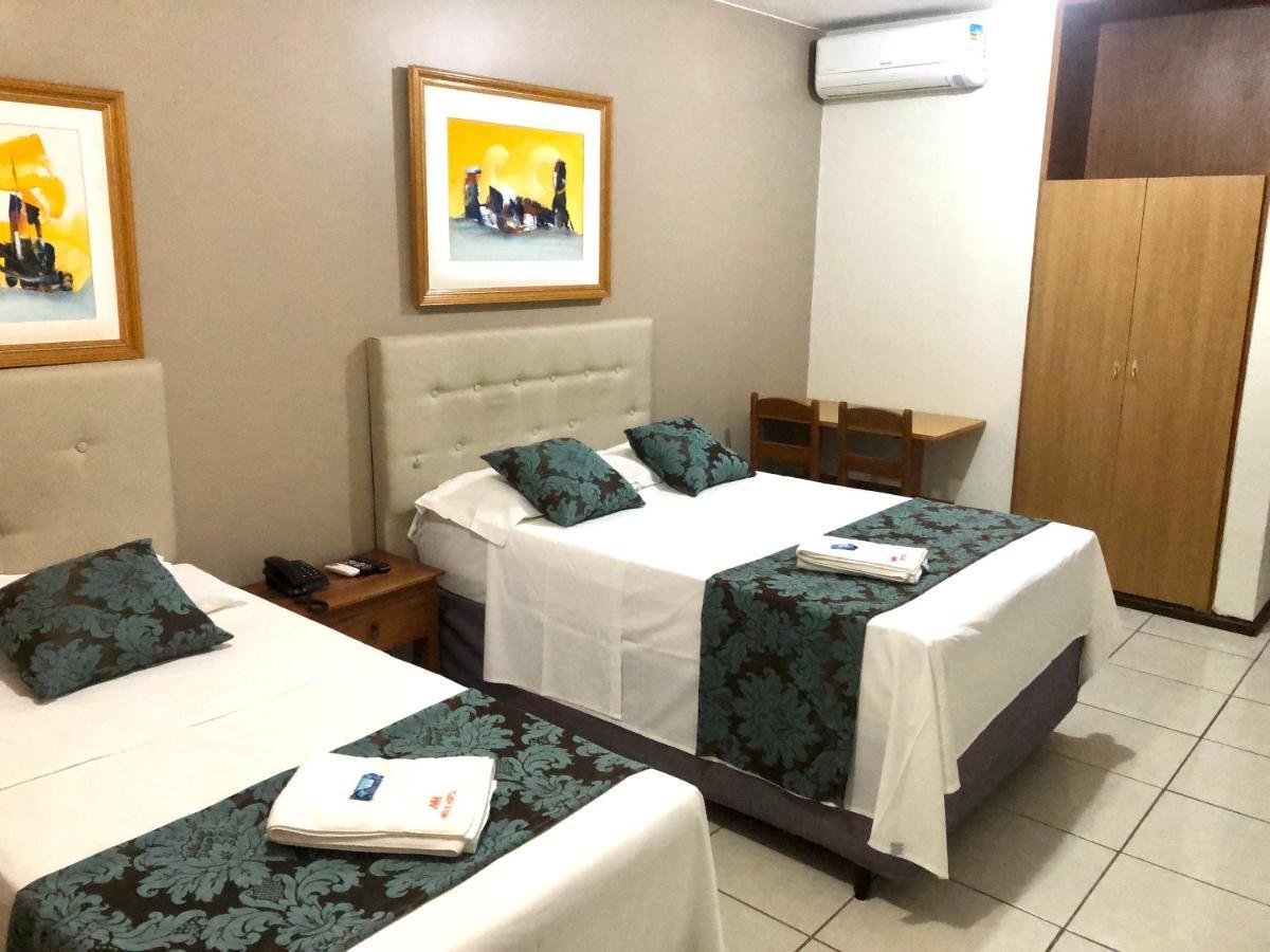 Max Hotel Nucleo Bandeirante Exterior photo