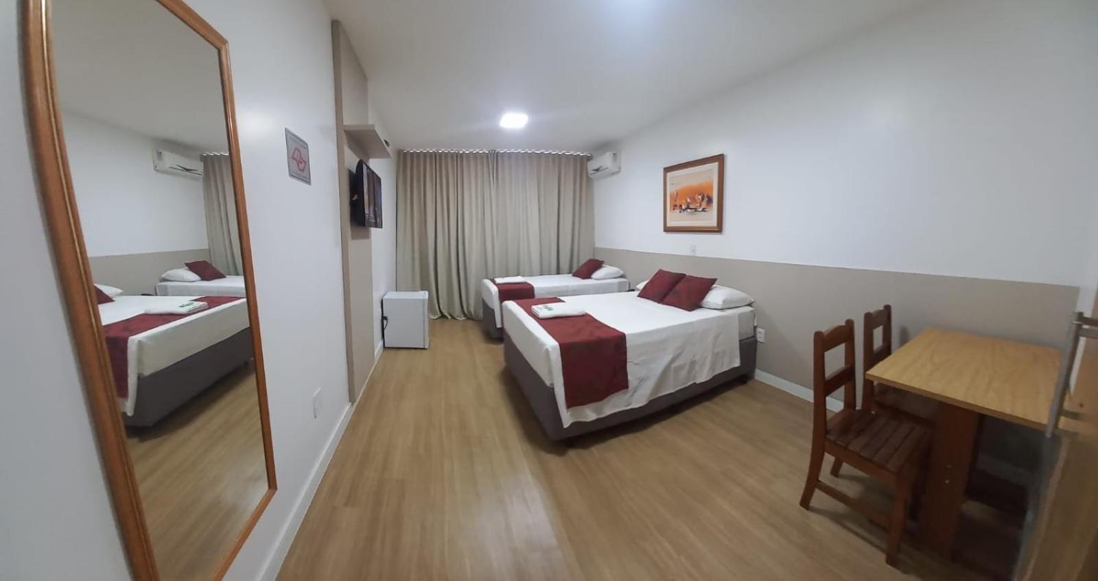 Max Hotel Nucleo Bandeirante Exterior photo